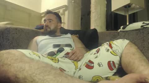 Snapshot of grakoly chatting on April 5, 2026, 11:57 pm Grakoly online show from April 5, 2026, 11:57 pm