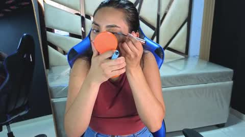 Snapshot of grecia_soler_a chatting on May 12, 2026, 12:35 pm Grecia online show from May 12, 2026, 12:35 pm