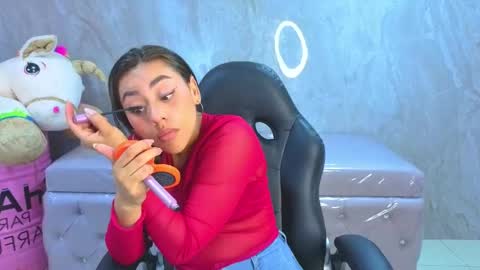 Snapshot of grecia_soler_a chatting on May 19, 2026, 12:55 pm Grecia online show from May 19, 2026, 12:55 pm