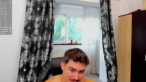 Snapshot of greekgod199 chatting on May 25, 2026, 4:18 am greekgod199 online show from May 25, 2026, 4:18 am