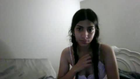 Snapshot of greencheek0 chatting on November 7, 2025, 3:06 am greencheek0 online show from November 7, 2025, 3:06 am