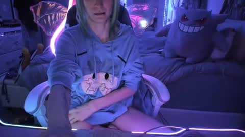 GreenEyedLovexo online show from October 26, 2025, 5:35 am