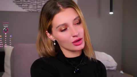 Kelly online show from November 29, 2025, 1:36 pm