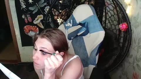Lina online show from June 6, 2026, 1:05 pm