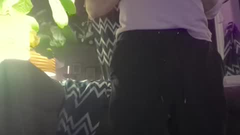 first time doing this online show from February 18, 2026, 9:05 am