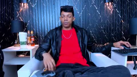 GregorySforza online show from November 20, 2025, 12:16 pm