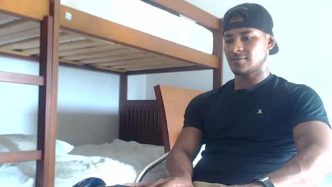 Snapshot of gregory_x chatting on December 18, 2024, 7:30 pm Gregory max online show from December 18, 2024, 7:30 pm