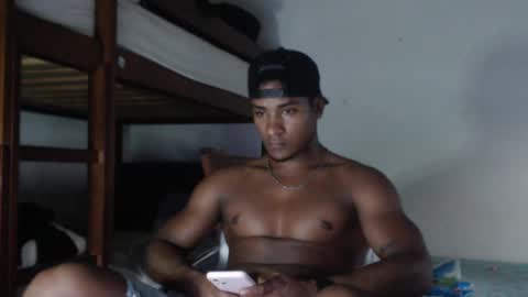 Snapshot of gregory_x chatting on February 8, 2025, 11:02 pm Gregory max online show from February 8, 2025, 11:02 pm