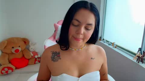 Snapshot of greicy_rouse chatting on February 17, 2026, 1:29 pm greicy_rouse online show from February 17, 2026, 1:29 pm