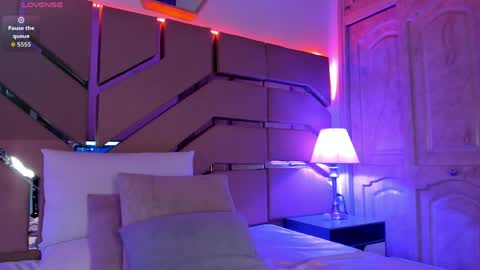 greidy_baker online show from April 17, 2026, 3:09 am