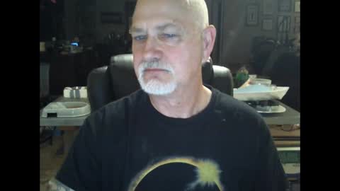 David online show from December 8, 2024, 1:14 pm