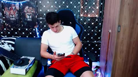 griego01 online show from September 10, 2025, 7:03 pm