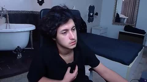 Snapshot of griffindane chatting on February 6, 2026, 5:34 am GriffinDane online show from February 6, 2026, 5:34 am