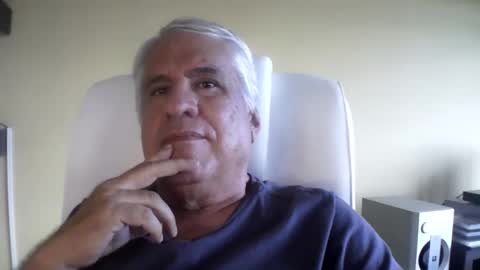 grisa01 online show from November 19, 2025, 7:58 pm