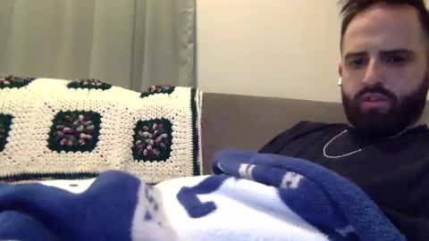 Snapshot of grobs123 chatting on December 8, 2024, 1:35 am grobs123 online show from December 8, 2024, 1:35 am