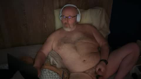 Snapshot of grow_nshoot chatting on May 19, 2026, 5:47 am grow_nshoot online show from May 19, 2026, 5:47 am