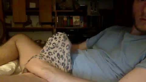 Snapshot of gruendamien chatting on February 14, 2026, 12:07 am gruendamien online show from February 14, 2026, 12:07 am