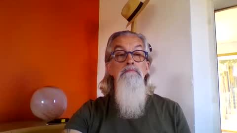 Grybear online show from October 13, 2025, 9:20 am