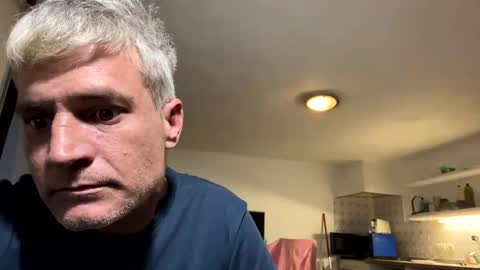 guardiannif_ online show from March 9, 2025, 9:25 pm