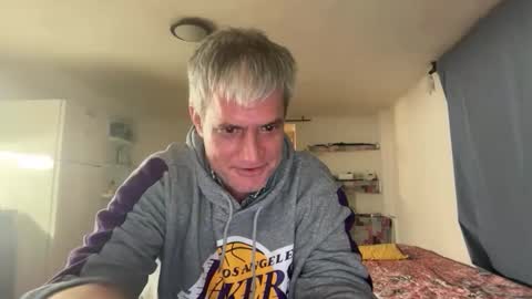 Snapshot of guardiannif_ chatting on February 3, 2026, 10:26 pm guardiannif_ online show from February 3, 2026, 10:26 pm