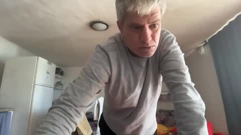 Snapshot of guardiannif_ chatting on February 9, 2026, 10:08 am guardiannif_ online show from February 9, 2026, 10:08 am