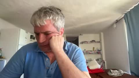 Snapshot of guardiannif_ chatting on February 20, 2026, 7:54 am guardiannif_ online show from February 20, 2026, 7:54 am