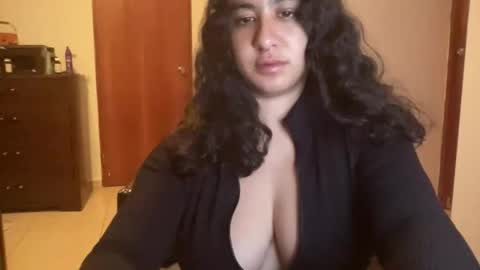 Snapshot of guatericankitty859 chatting on November 20, 2025, 5:40 am guatericankitty859 online show from November 20, 2025, 5:40 am