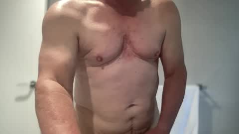 Snapshot of guesswhatigot2 chatting on January 4, 2025, 10:34 pm guesswhatigot2 online show from January 4, 2025, 10:34 pm