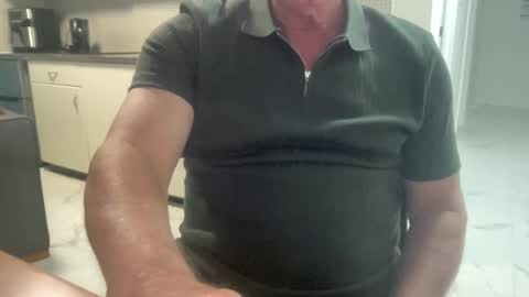 Snapshot of guesswhatigot2 chatting on January 5, 2025, 11:59 am guesswhatigot2 online show from January 5, 2025, 11:59 am