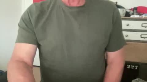 Snapshot of guesswhatigot2 chatting on January 7, 2025, 3:46 am guesswhatigot2 online show from January 7, 2025, 3:46 am