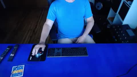 Snapshot of guesswhatigot2 chatting on February 12, 2025, 8:49 am guesswhatigot2 online show from February 12, 2025, 8:49 am