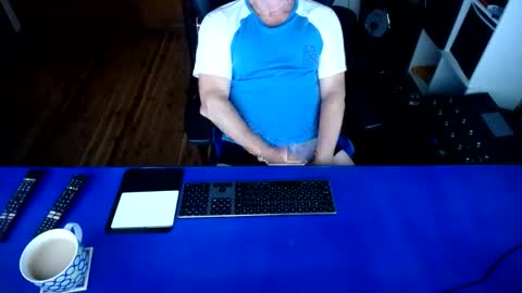 Snapshot of guesswhatigot2 chatting on February 13, 2025, 11:17 am guesswhatigot2 online show from February 13, 2025, 11:17 am