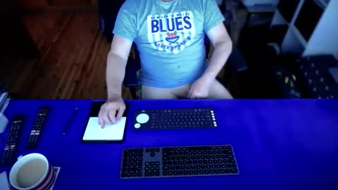 Snapshot of guesswhatigot2 chatting on September 21, 2025, 3:41 am guesswhatigot2 online show from September 21, 2025, 3:41 am