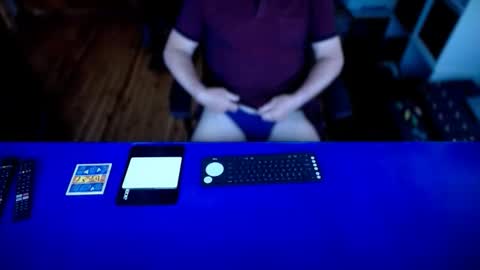 Snapshot of guesswhatigot2 chatting on November 4, 2025, 6:23 am guesswhatigot2 online show from November 4, 2025, 6:23 am