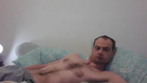 Snapshot of guil67728799 chatting on November 27, 2025, 8:38 am guil67728799 online show from November 27, 2025, 8:38 am