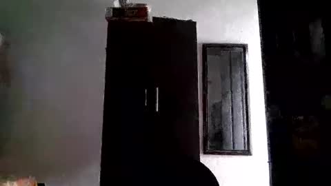 Snapshot of guillo250 chatting on May 18, 2026, 7:31 pm guillo250 online show from May 18, 2026, 7:31 pm