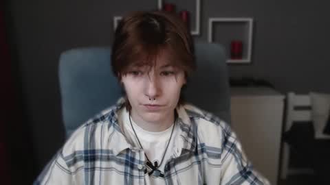 guitarandangell online show from December 4, 2025, 8:12 am