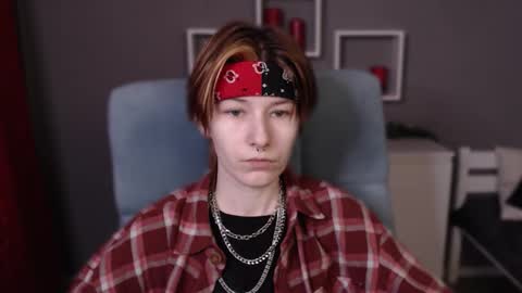 guitarandangell online show from January 16, 2026, 5:22 am