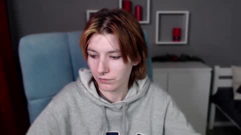 guitarandangell online show from February 5, 2026, 6:51 am