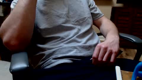 newbies online show from February 24, 2025, 11:30 pm