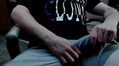 newbies online show from February 28, 2025, 5:26 pm