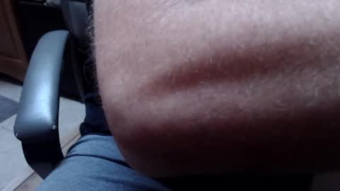 newbies online show from November 26, 2025, 6:42 pm