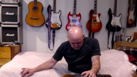 Snapshot of guitarsexgod chatting on January 28, 2025, 1:16 pm Mario online show from January 28, 2025, 1:16 pm