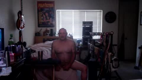 Mario online show from November 1, 2025, 7:38 pm