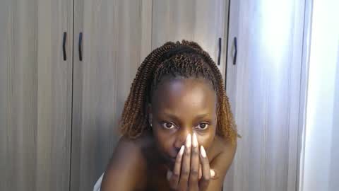 Snapshot of gulpess chatting on December 3, 2025, 11:08 am Miss Incredible online show from December 3, 2025, 11:08 am