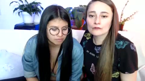 Snapshot of gumball_room chatting on February 12, 2025, 9:22 pm Vane blonde and Hazell black hair online show from February 12, 2025, 9:22 pm