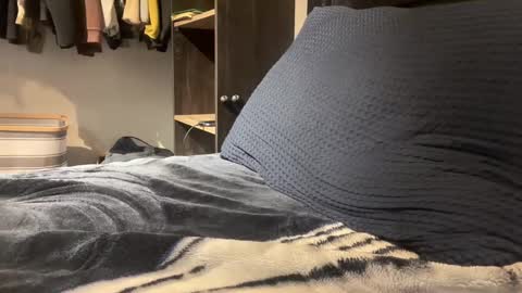 gumbywanna online show from November 18, 2025, 4:06 am