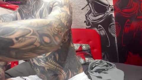 Snapshot of gury_tattoo chatting on March 23, 2026, 3:05 pm Gury online show from March 23, 2026, 3:05 pm
