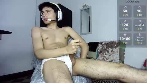 Snapshot of guts1_ chatting on October 30, 2025, 5:09 am Guts online show from October 30, 2025, 5:09 am