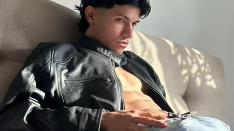 Guts online show from January 23, 2025, 9:50 pm